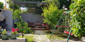 Гостиница Apartment FINI  Тиват